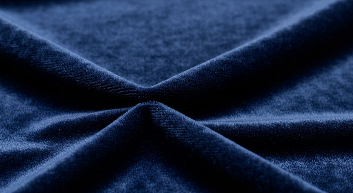 Velours bleu nuit en gros plan