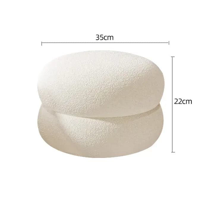 Tabouret rond en laine d'agneau crème, petit repose-pieds, maison, salon, entrée, changement de chaussures, siège, porte de jetée