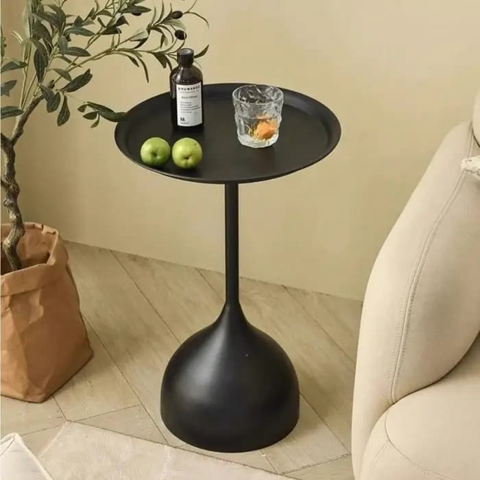 Table basse nordique en fer forgé