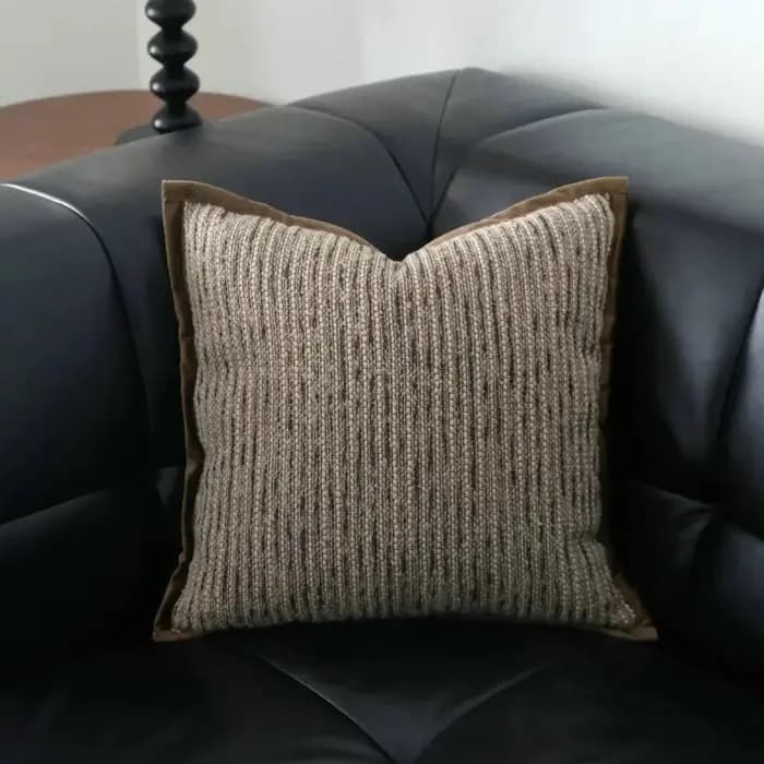 Juste de coussin carrée Maillard au design moderne à rayures