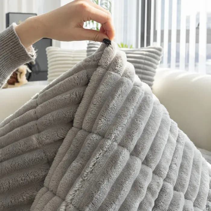 Housse de canapé en flanelle à rayures chaudes et épaisses