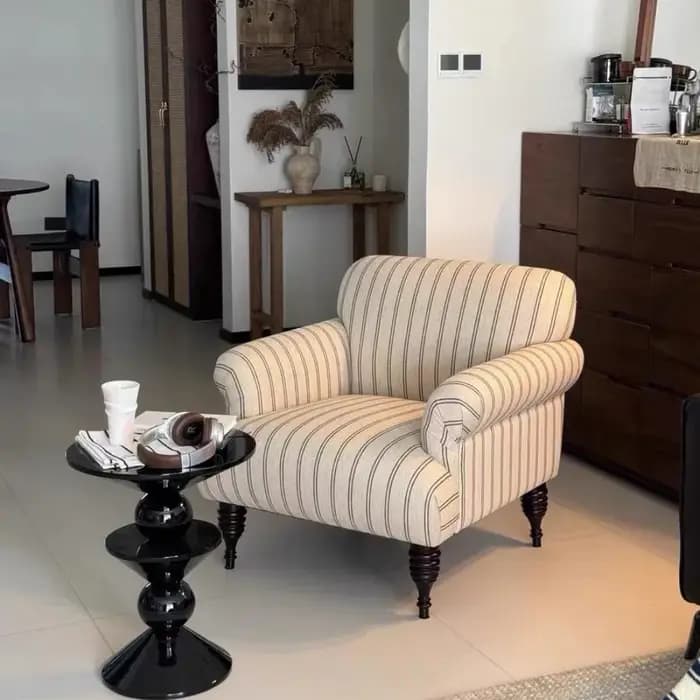 Fauteuil lounge d'inspiration vintage avec support lombaire