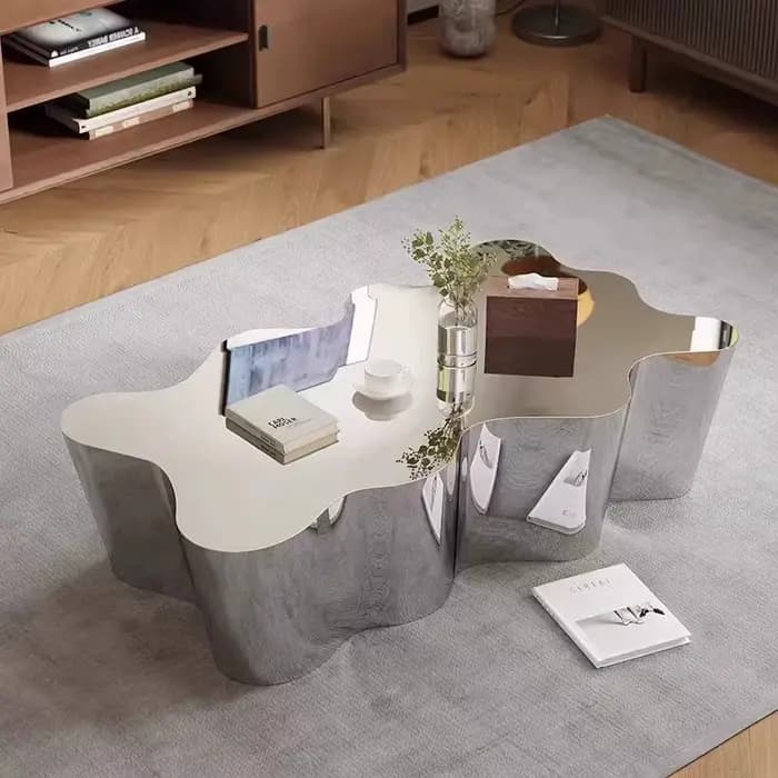 Table basse de luxe en métal