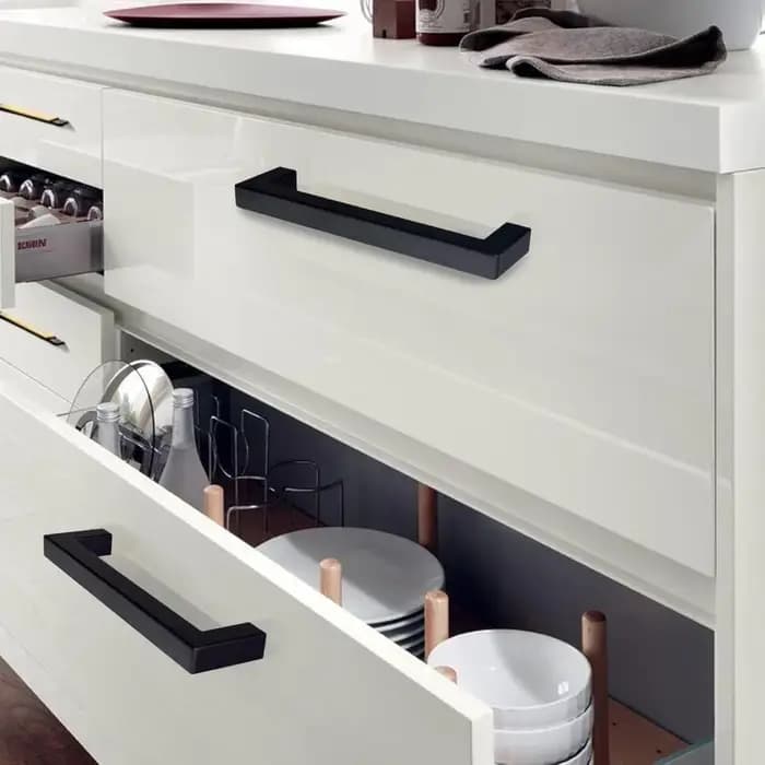 Poignées d'armoire de meubles de porte