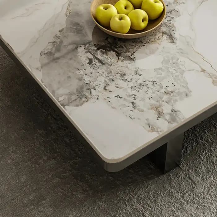 Table basse rectangulaire au design moderne