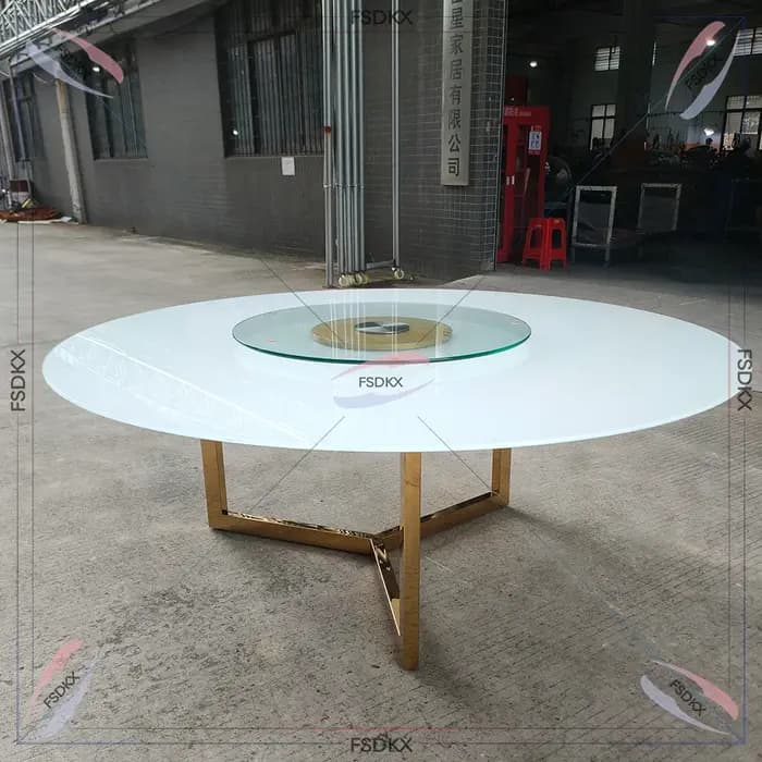 Table à manger ronde avec pieds en acier inoxydable