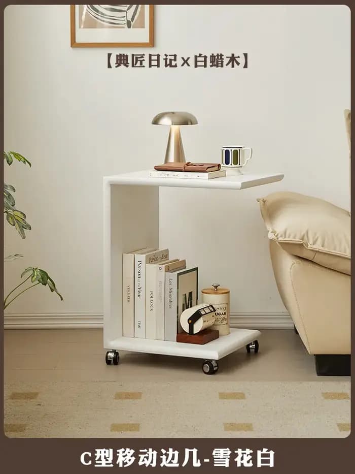 Table d'appoint en bois en forme de C