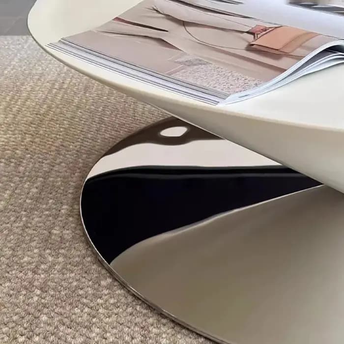 Petite table basse simple