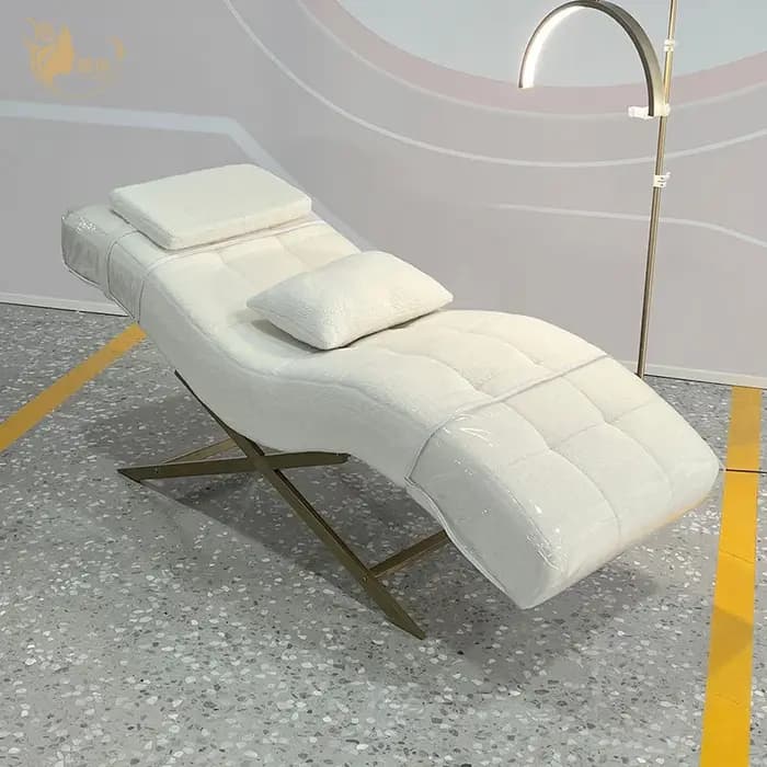 Fauteuil de soin ergonomique incurvé avec dossier capitonné