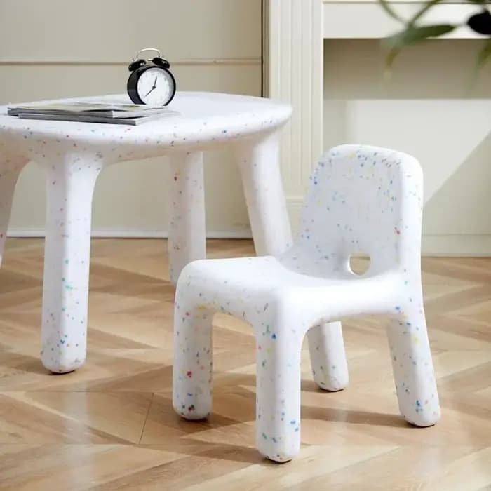 Chaise en plastique de Style nordique avec dossier