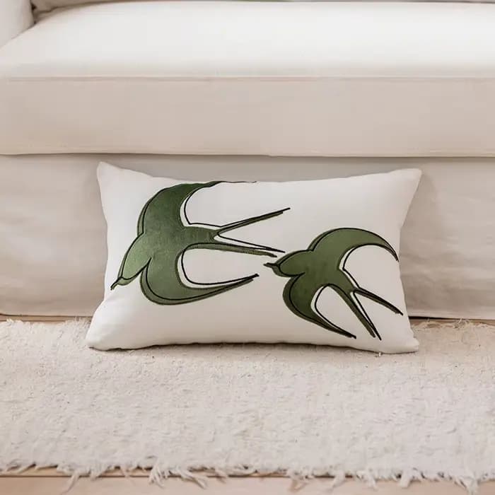 Housses de coussin vert sauge brodées d'oiseaux et de feuilles, avec pompons, motifs géométriques, p