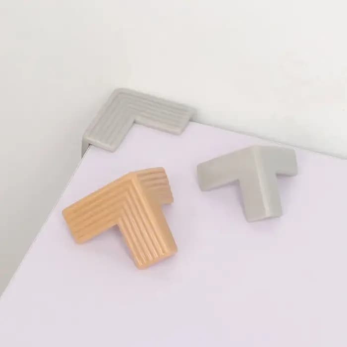 Lot de 4 protections d'angle de bureau anti-collision