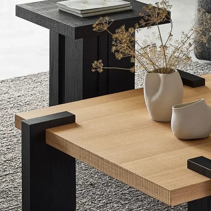 Grande table basse carrée pour salon
