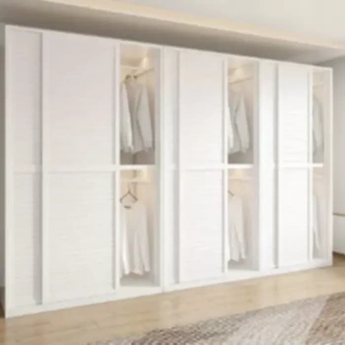 Armoire française à portes coulissantes encastrées pour salon