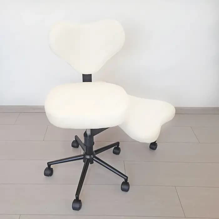 Fauteuil de sol confortable pour position assise croisée