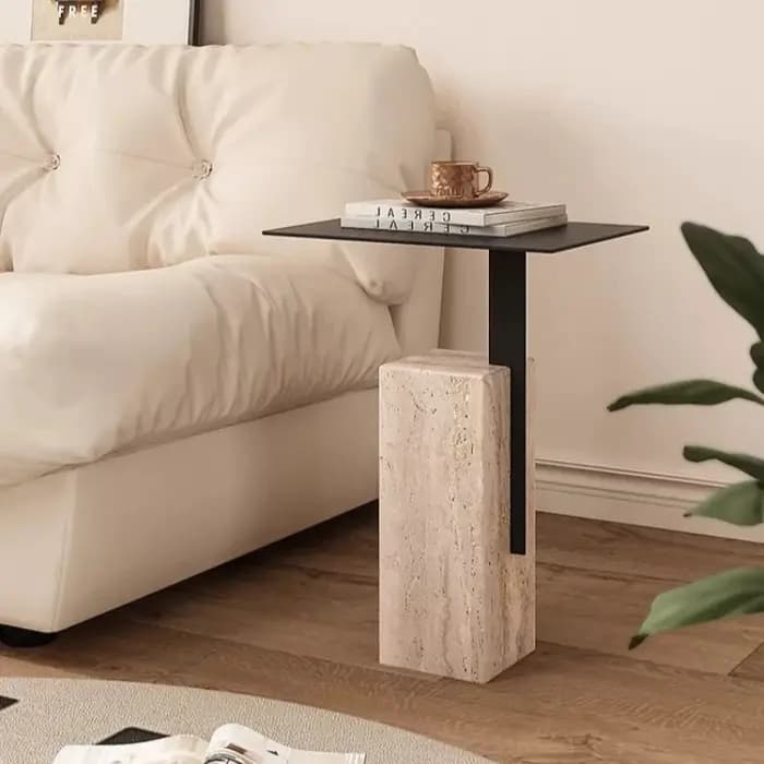 Table basse décorative compacte