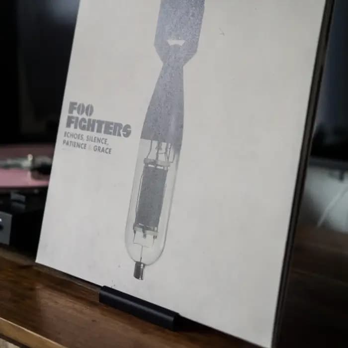 Support pour disque vinyle « Now Playing »