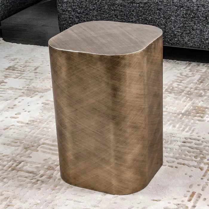 Table basse en acier graphite antique au design italien moderne