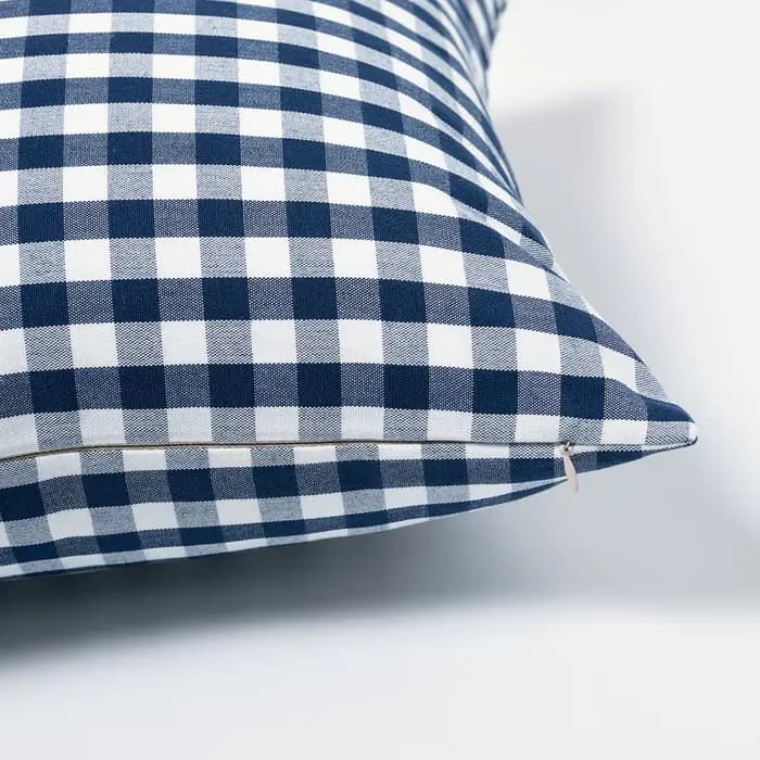 Juste de coussin à glands en coton et lin teint en fil bleu