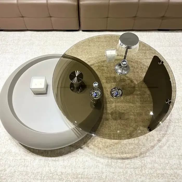 Table basse mobile sur roulettes en verre