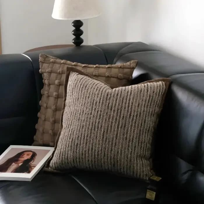 Juste de coussin carrée Maillard au design moderne à rayures