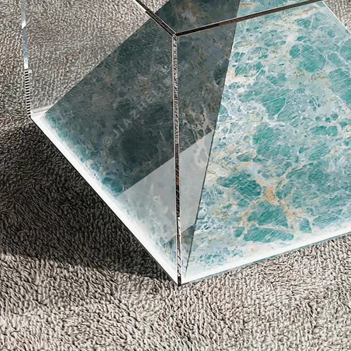 Table basse élégante de luxe