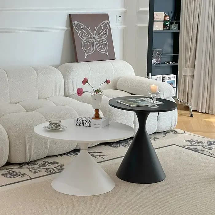 Petite table basse ronde en bois pour salon