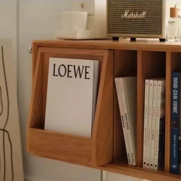Bibliothèque nordique haut de gamme en bois massif