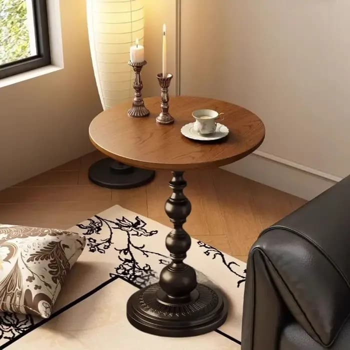 1 petite table d'appoint créative de style rétro pour le salon