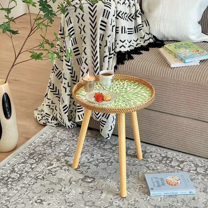 Table de bout ronde en rotin