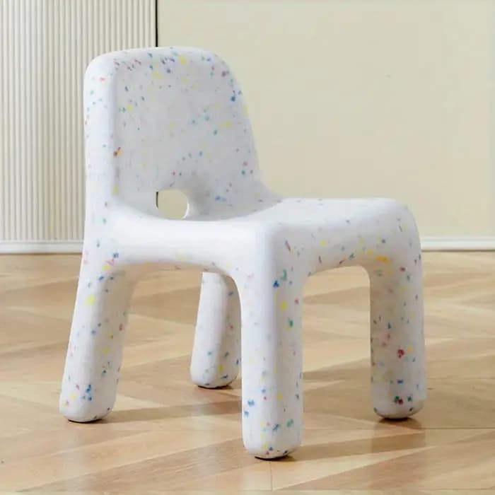 Chaise en plastique de Style nordique avec dossier