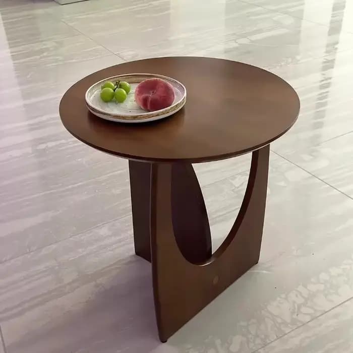 Table basse ronde nordique en bois massif