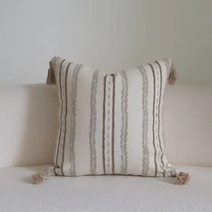 Boho jeter housses de coussin tissé capitonné ferme avec des glands texturés rayé neutre taies d'oreiller décoratives