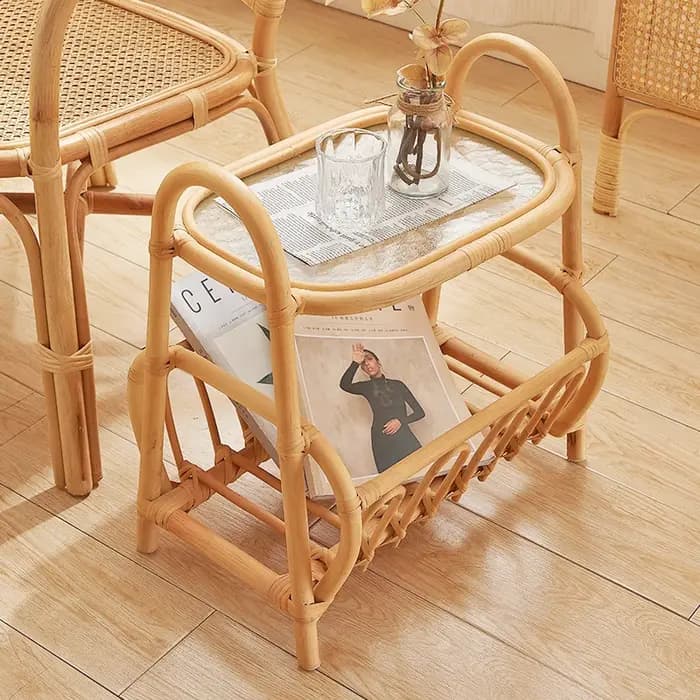 Table basse japonaise minimaliste en rotin INS
