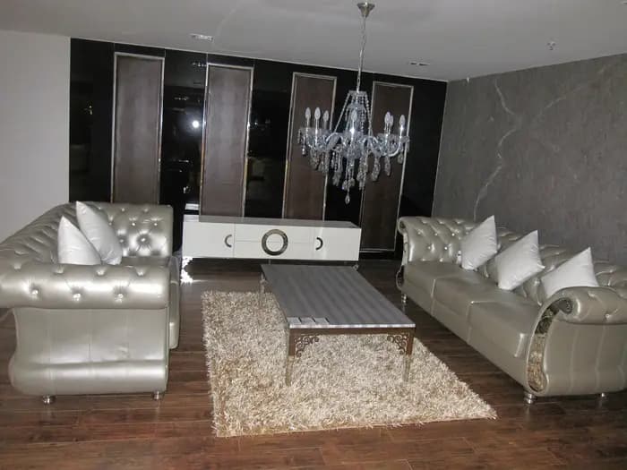 Canapé en cuir véritable Chesterfield