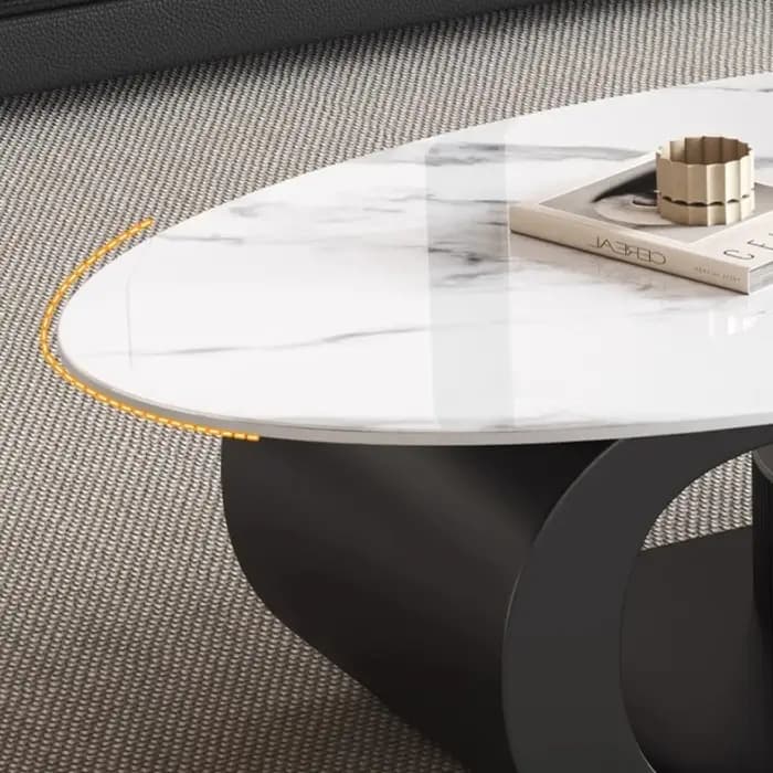 Table basse Unique à couverture rigide