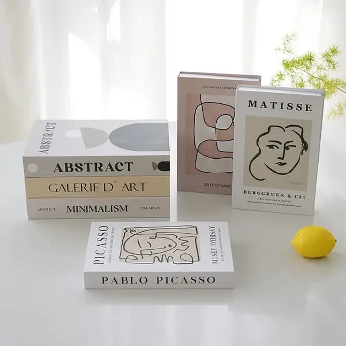Boîte de rangement de faux livres de luxe ouverte