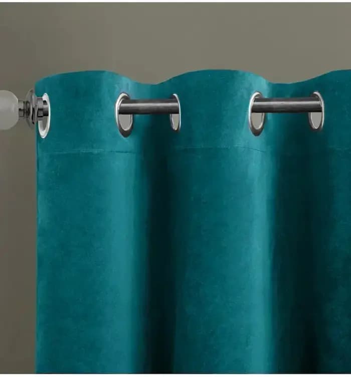 Rideaux occultants épais en velours bleu de luxe pour salon