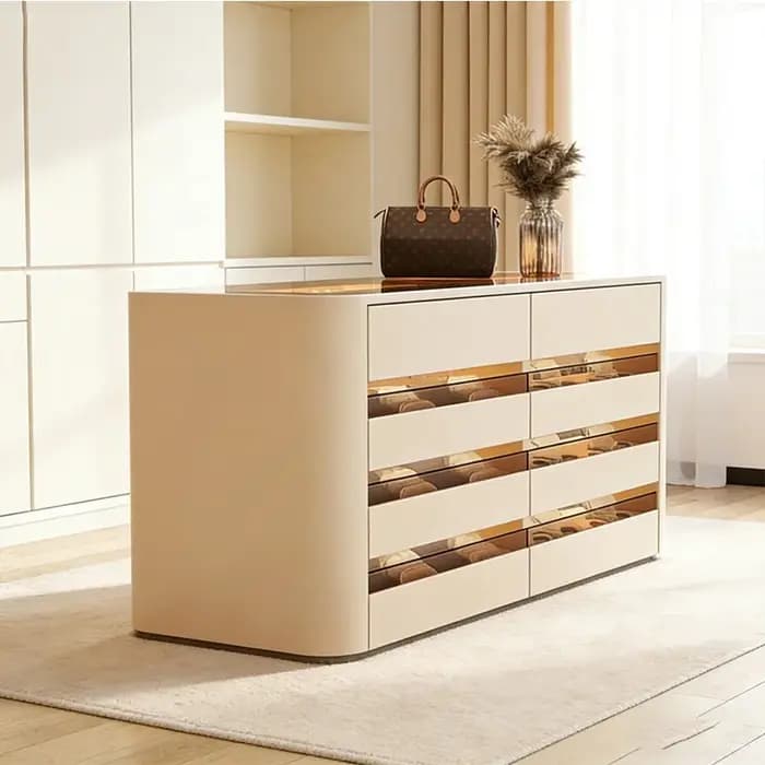 Vitrine sur pied, armoires de salon