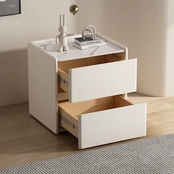 Table de chevet glamour au design minimaliste italien