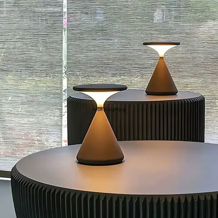 Lampe de table rechargeable design pour chambre à coucher, salon, canapé, bureau, chevet – Lumière LED moderne, luxueuse et haut de gamme