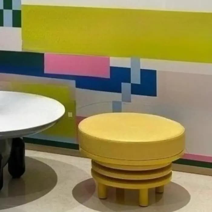 Petit tabouret rond en bois créatif