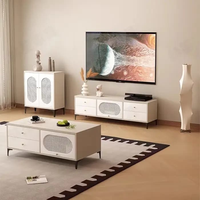 Meuble TV à pieds verticaux en rotin