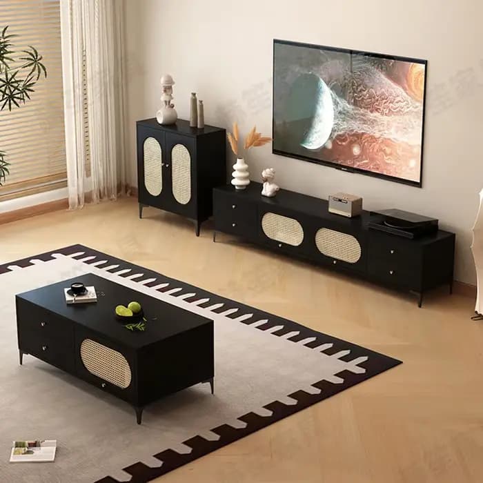 Meuble TV à pieds verticaux en rotin