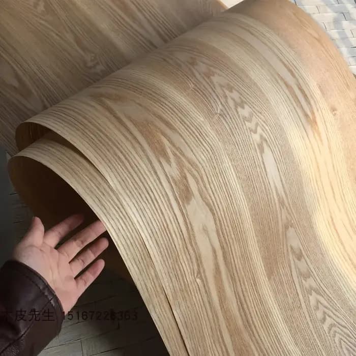 Placage naturel en bois véritable, avec tissu non tissé Fraxinus Mandshurica Rupr. ManTownhouse Chin