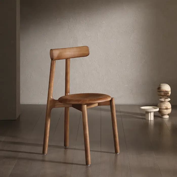 Chaise de salle à manger de luxe haut de gamme en bois massif de style médiéval, design danois, en b