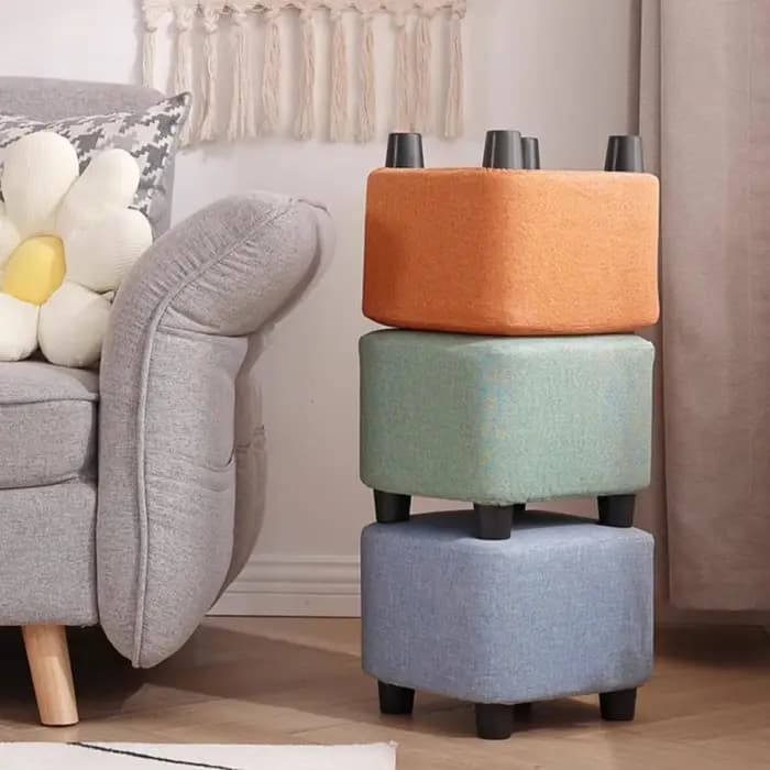 Tabouret carré en bois enrichi solide