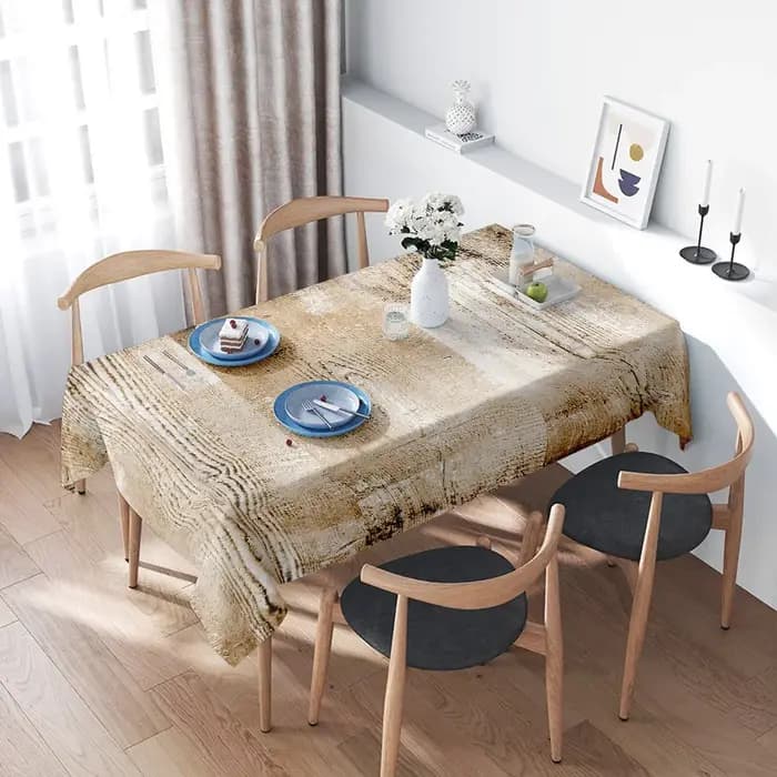 Table à manger moderne avec chaises assorties