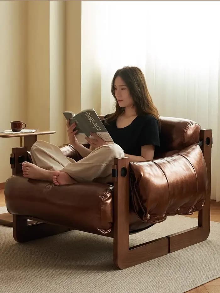 Fauteuil en cuir de luxe pour salon