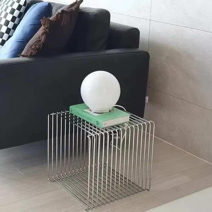 Table d'appoint brillante pour salon